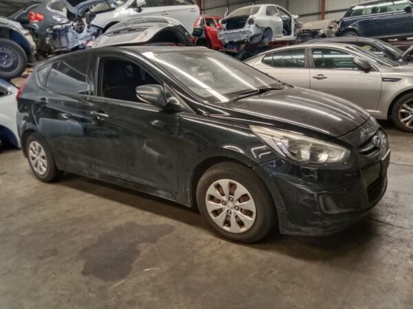 Hyundai accent 2016 Black Wrecking
