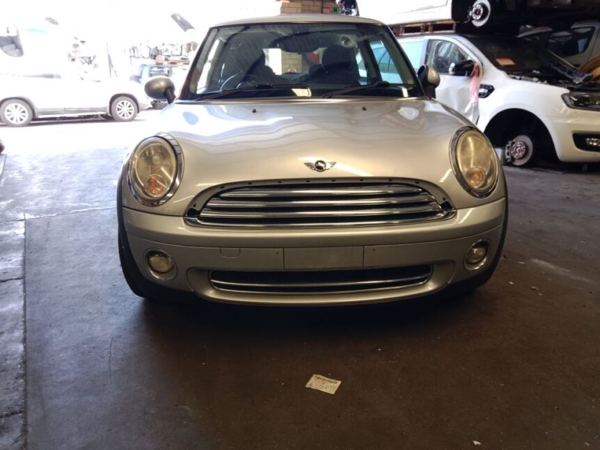 Mini Cooper 2009 Silver Wrecking