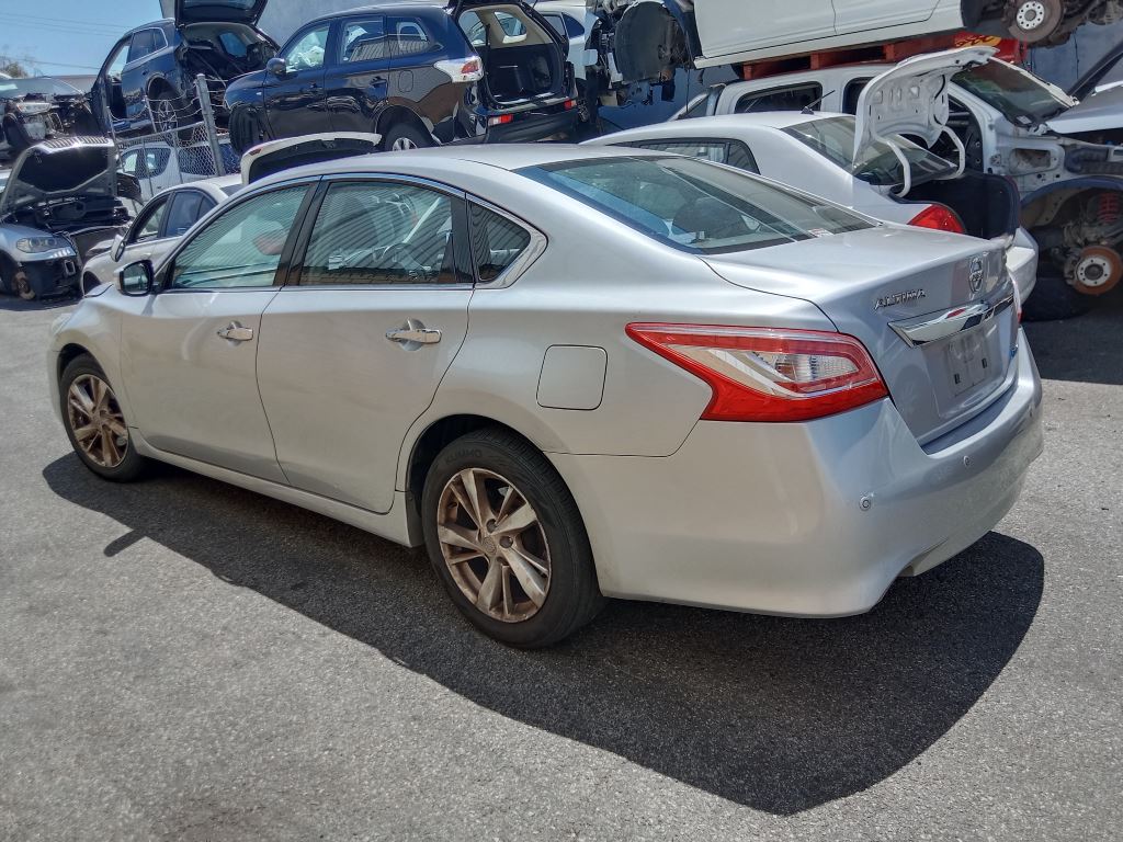 Nissan Altima 2016 Silver Wrecking
