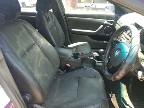 Holden Commodore 2008 Maroon Wrecking