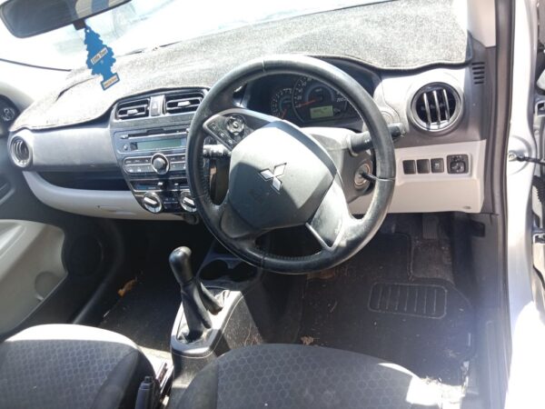 Mitsubishi mirage 2013 Silver Wrecking