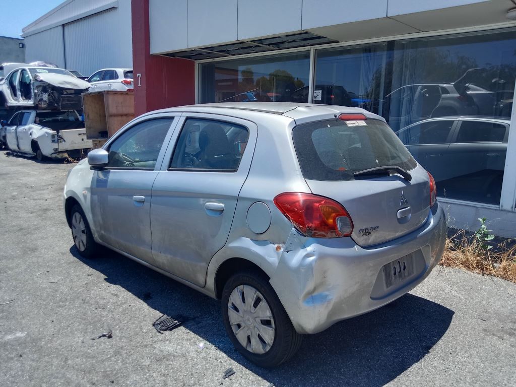 Mitsubishi mirage 2013 Silver Wrecking