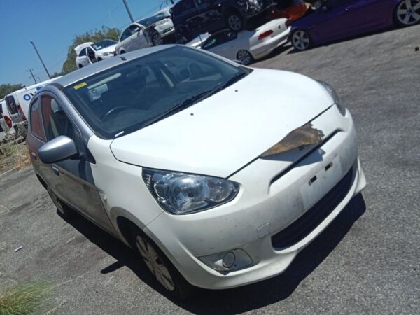 Mitsubishi mirage 2013 Silver Wrecking