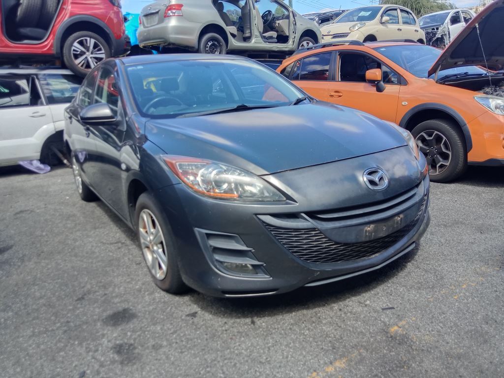 Mazda 3 2010 Grey Wrecking