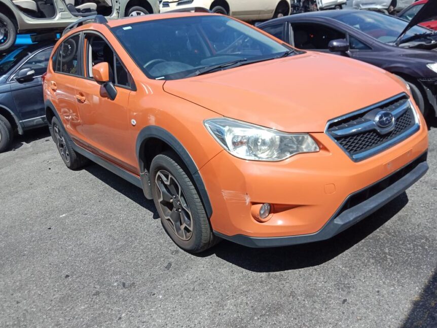 Subaru XV 2012 orange Wrecking