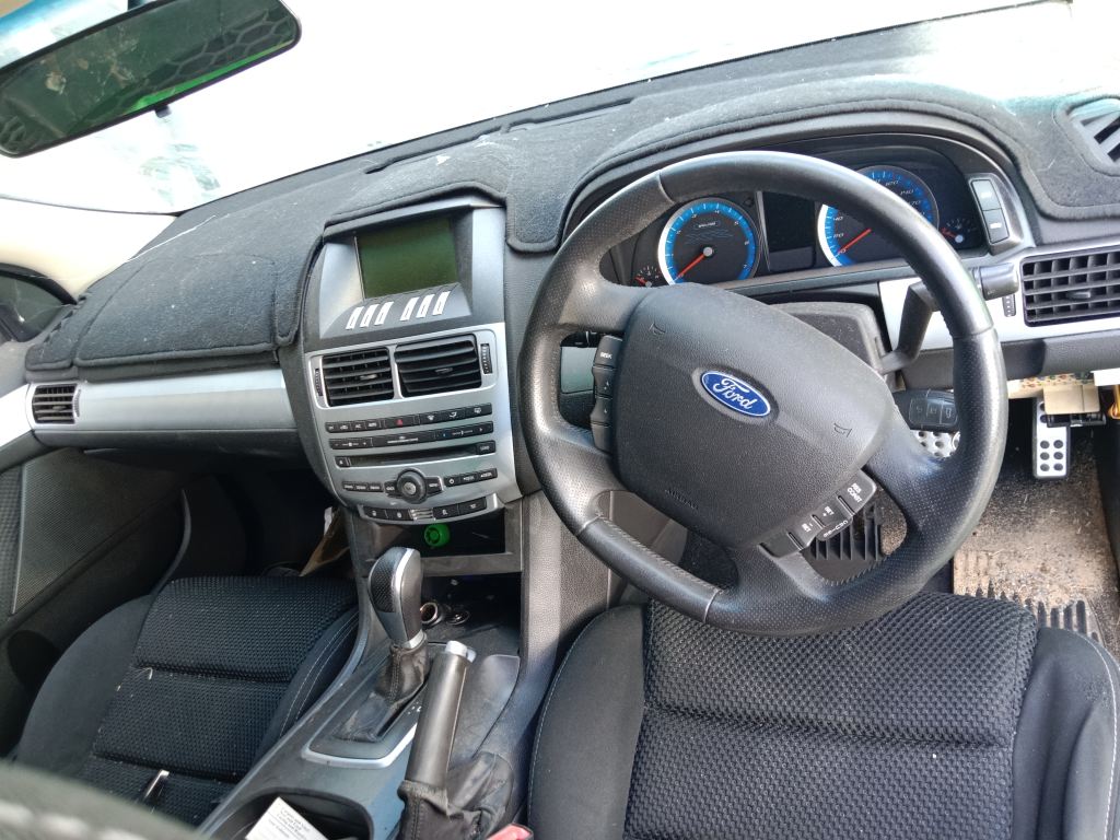 Ford Falcon 2008 Green Wrecking