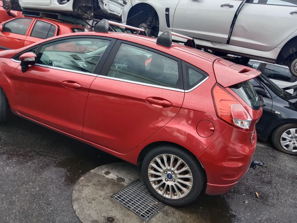 Ford Fiesta 2014 Red Wrecking
