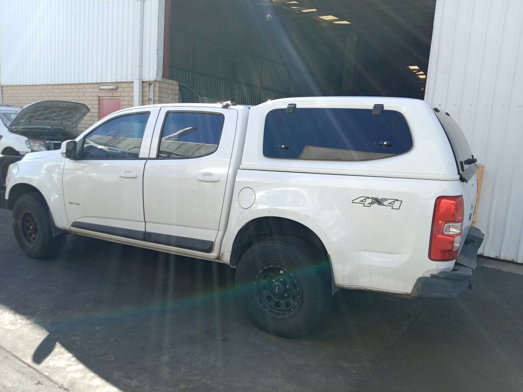 Holden Colorado 2013 White Wrecking