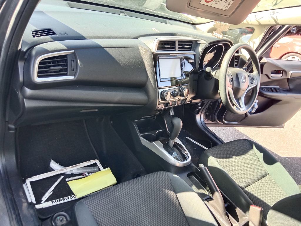 Honda jazz 2018 Grey Wrecking