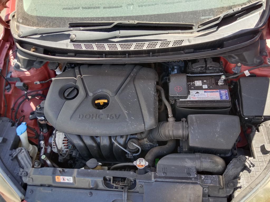 Hyundai Elantra 2012 Red Wrecking 