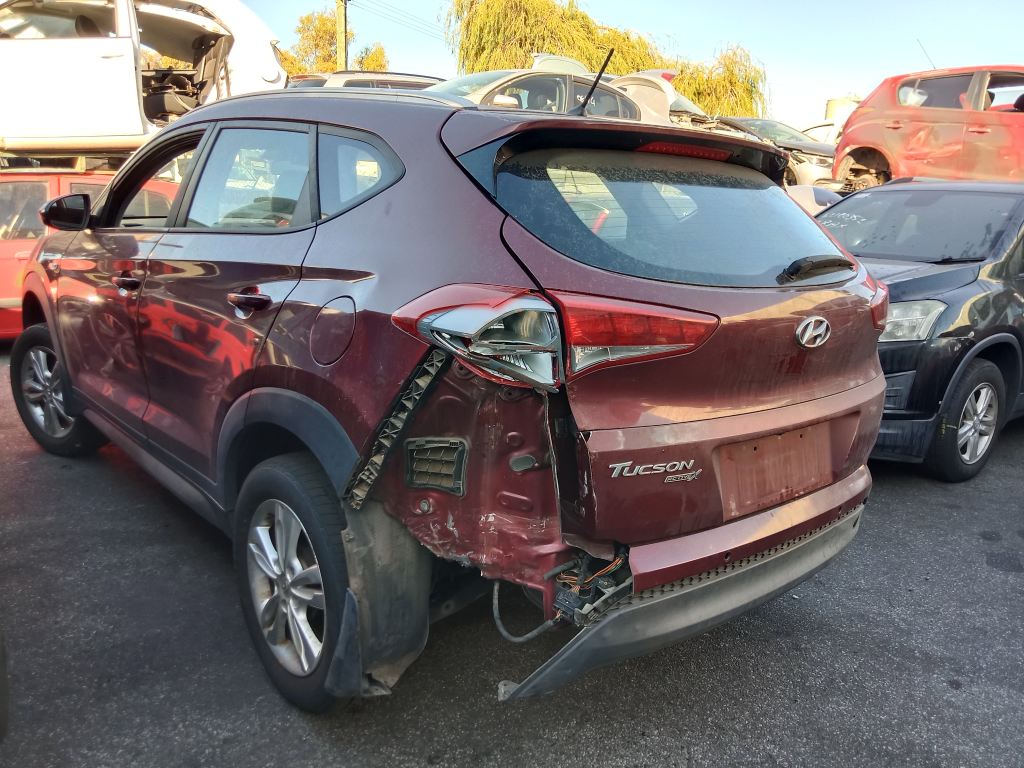 Hyundai Tucson 2016 Maroon Wrecking