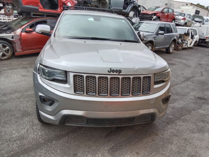 Jeep Grand Cherokee 2014 Silver Wrecking