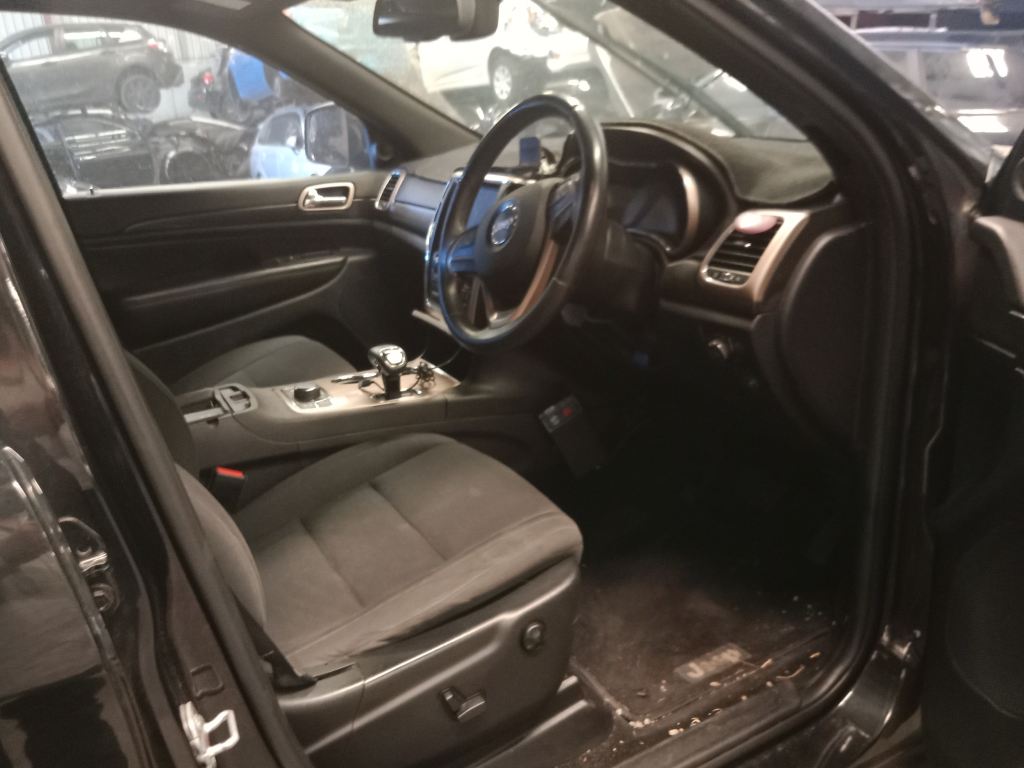 Jeep Grand Cherokee 2014 Black Wrecking
