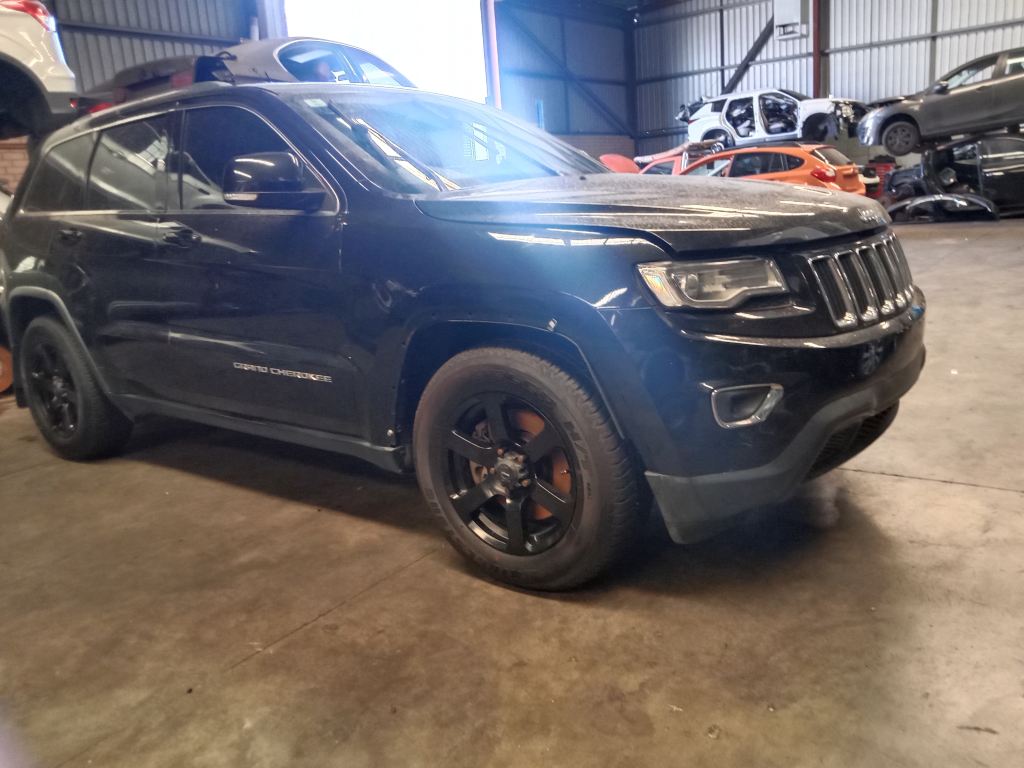 Jeep Grand Cherokee 2014 Black Wrecking