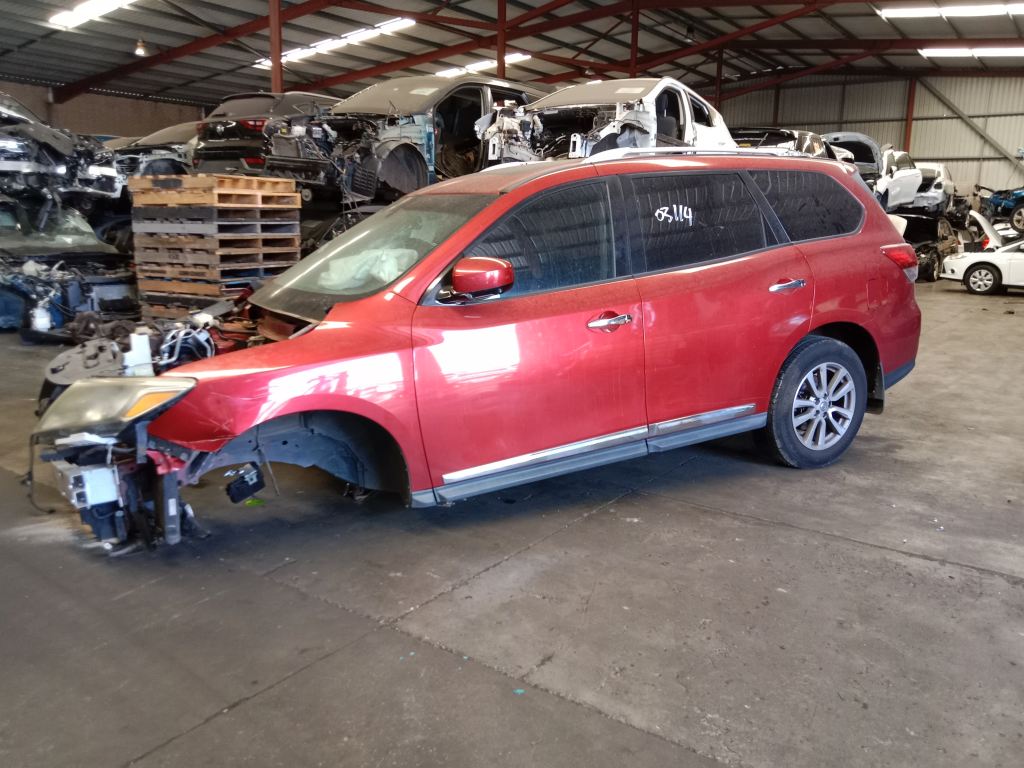 Nissan Pathfinder 2014 Red Wrecking