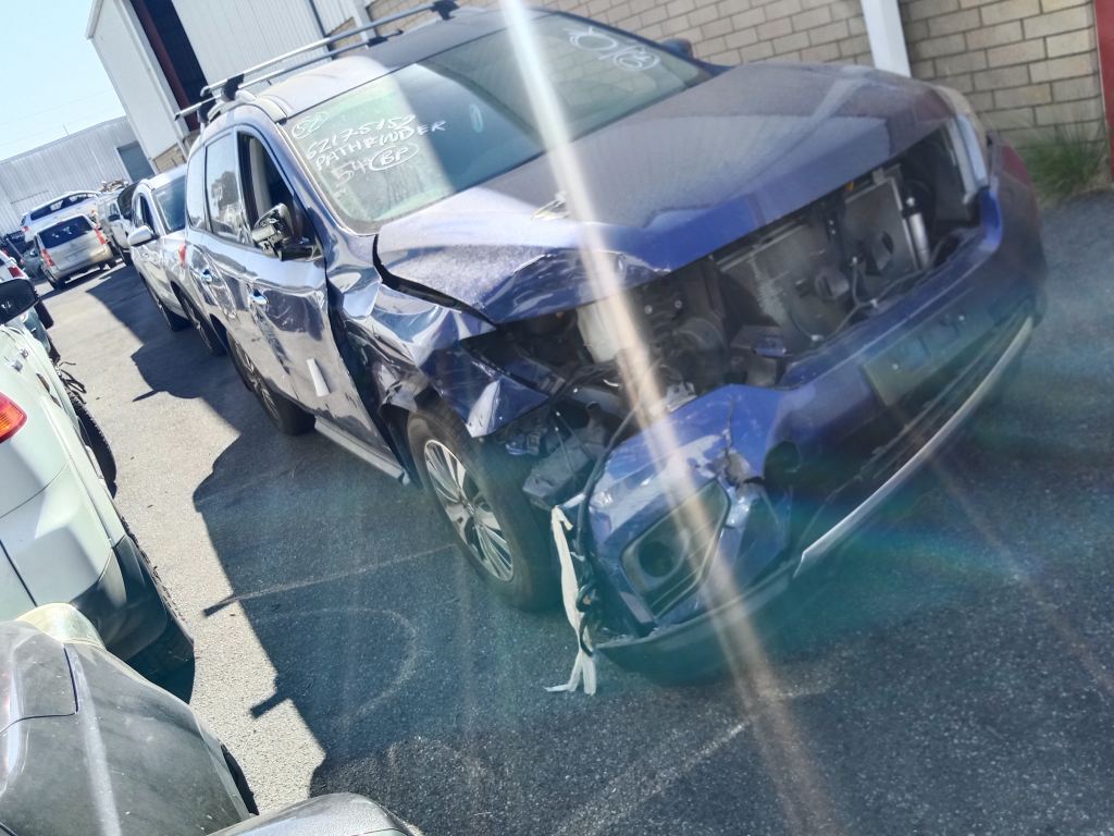 Nissan Pathfinder 2019 Blue Wrecking