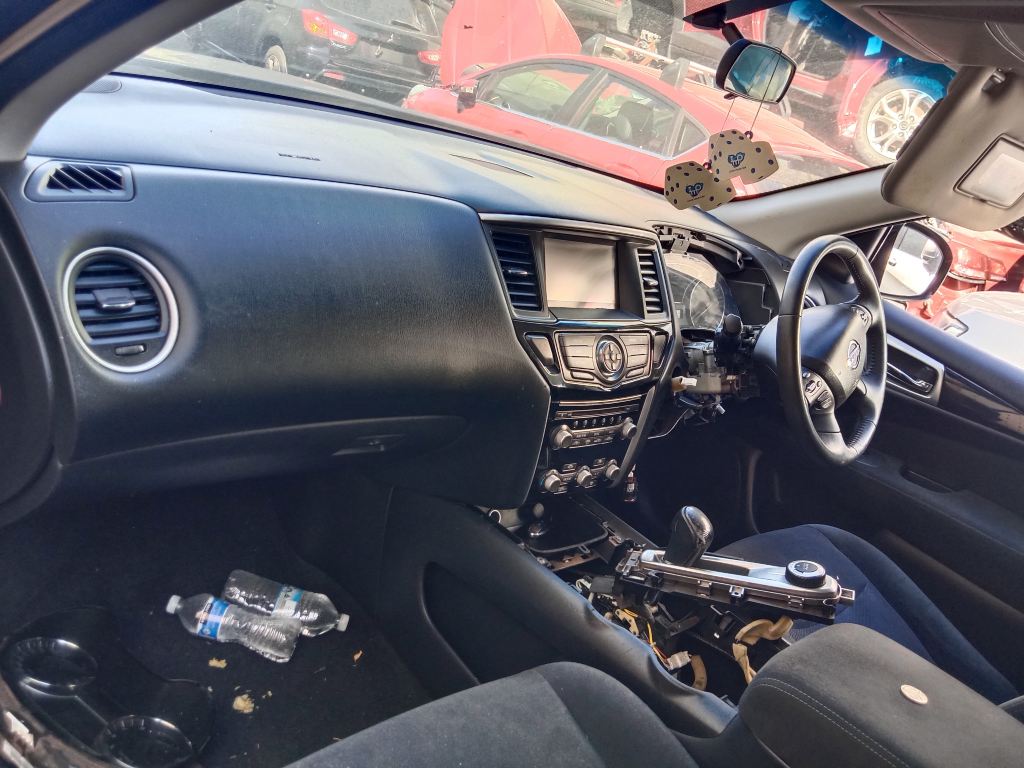 Nissan Pathfinder 2014 Grey Wrecking