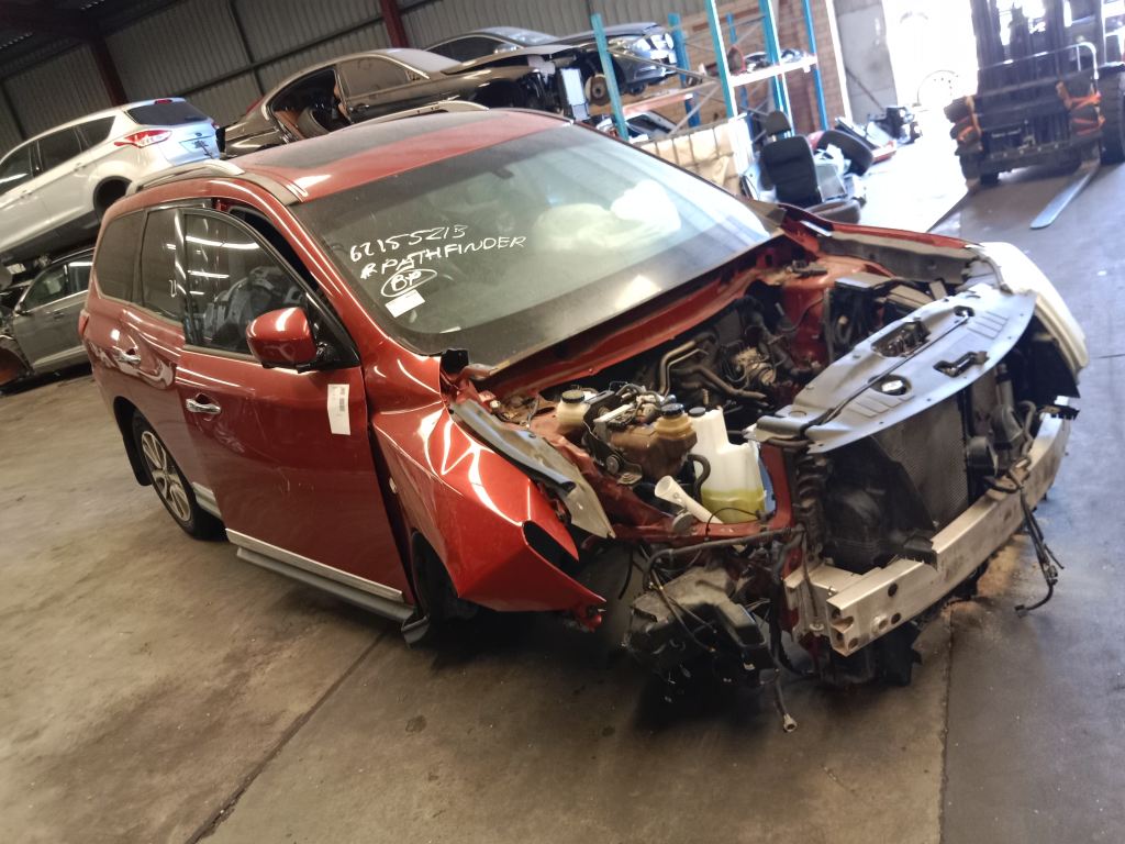 Nissan Pathfinder 2014 Red Wrecking