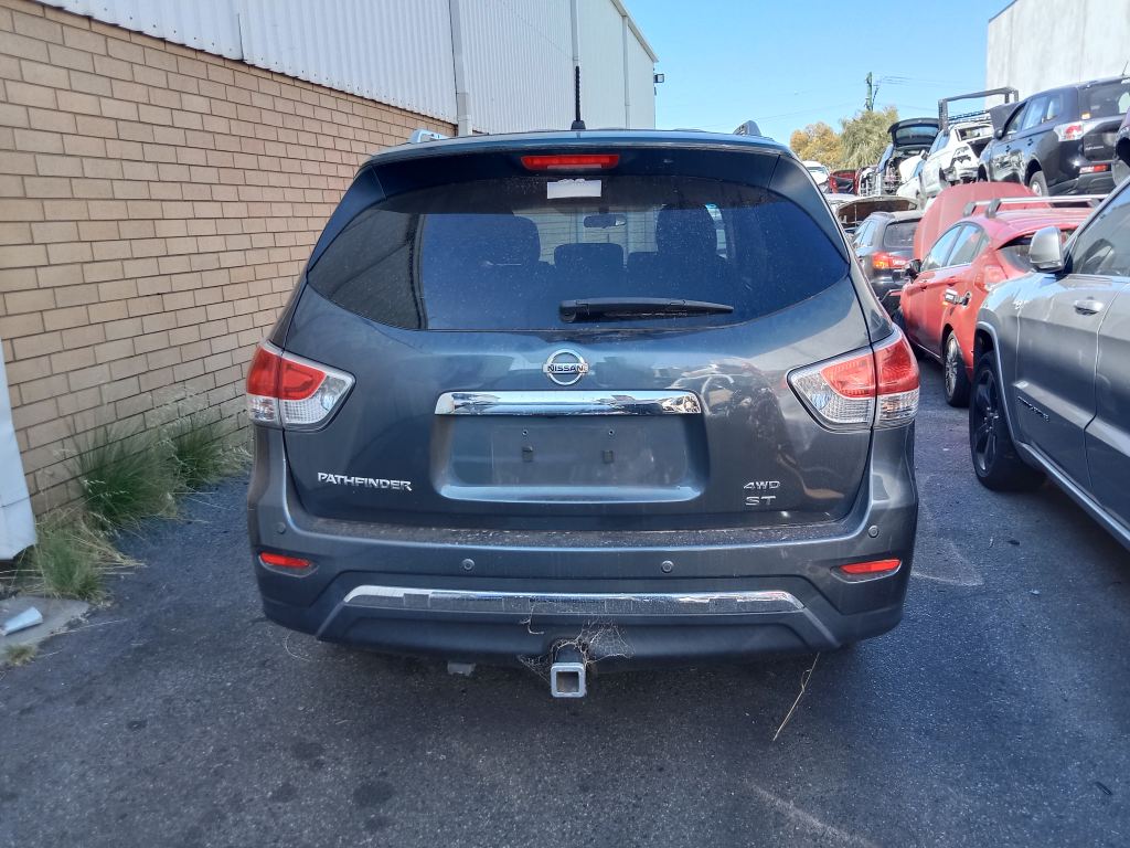 Nissan Pathfinder 2014 Grey Wrecking