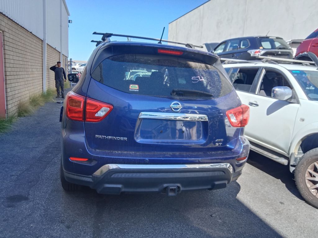 Nissan Pathfinder 2019 Blue Wrecking