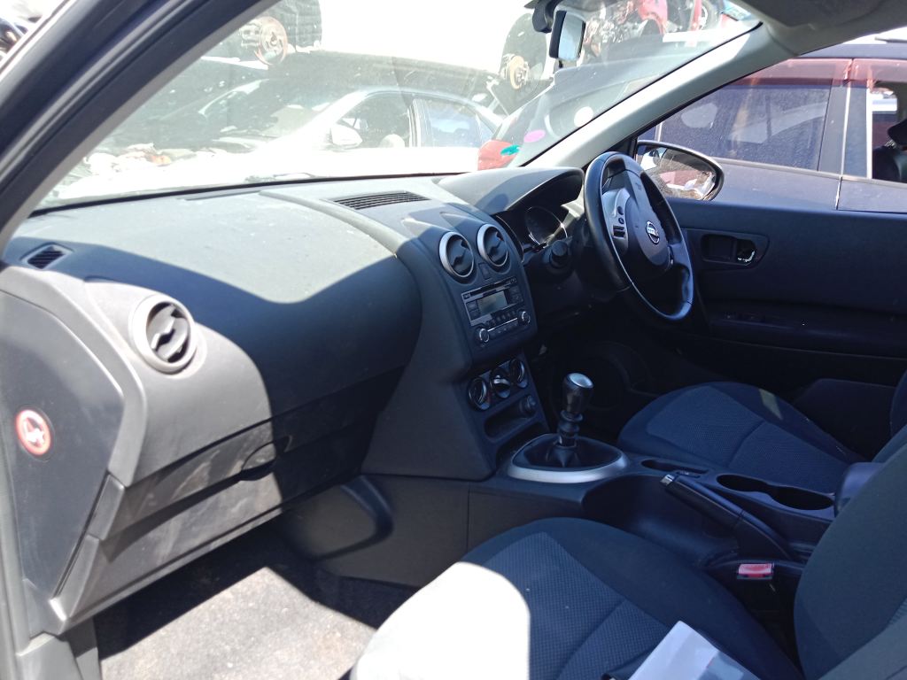 Nissan dualis 2013 Black Wrecking