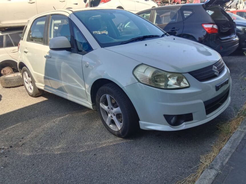 Suzuki SX4 2007 White Wrecking