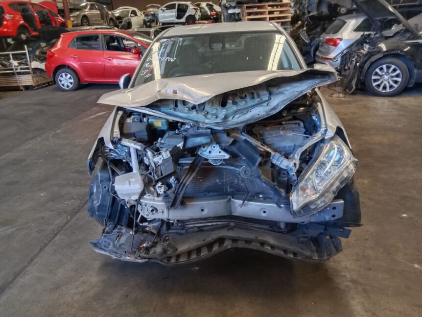 Toyota corolla fielder 2016 Silver Wrecking