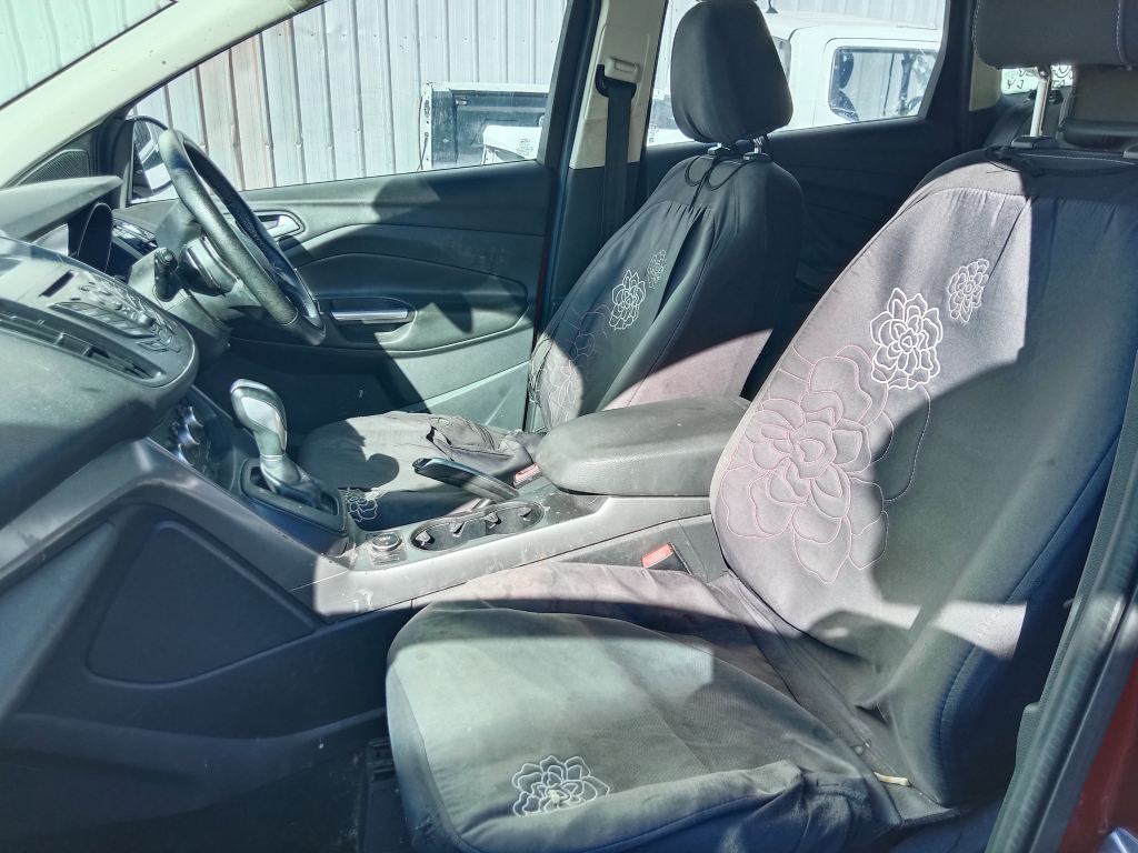 Ford Kuga 2016 Red Wrecking