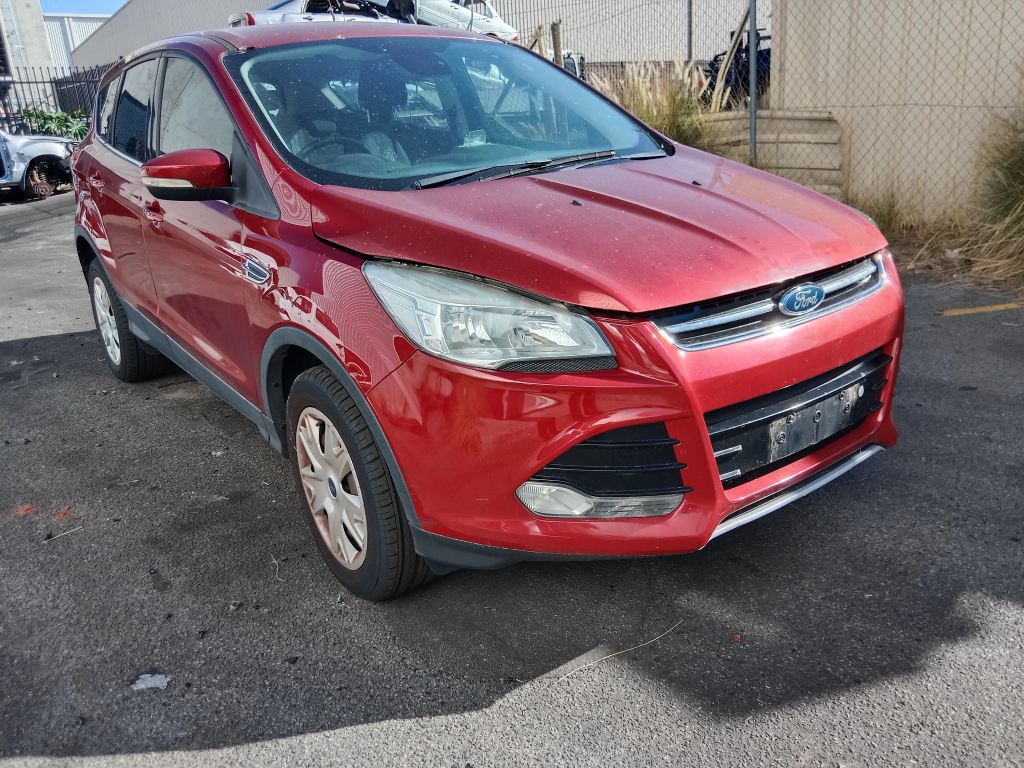 Ford Kuga 2016 Red Wrecking