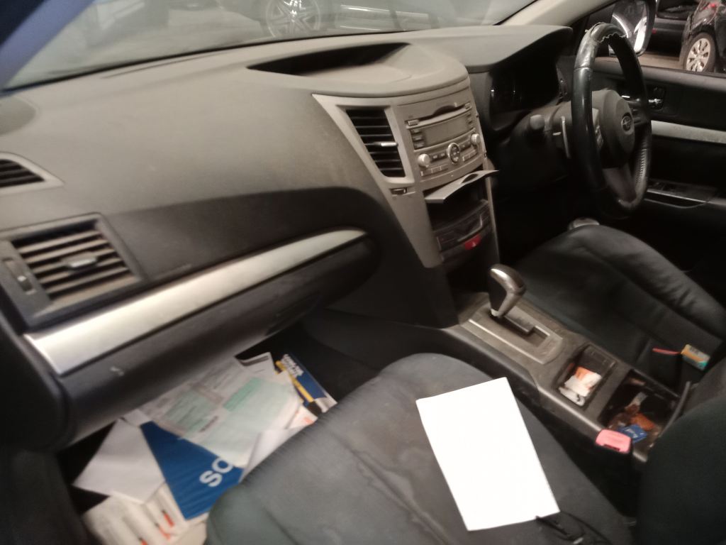 Haval H8 2017 Black Wrecking