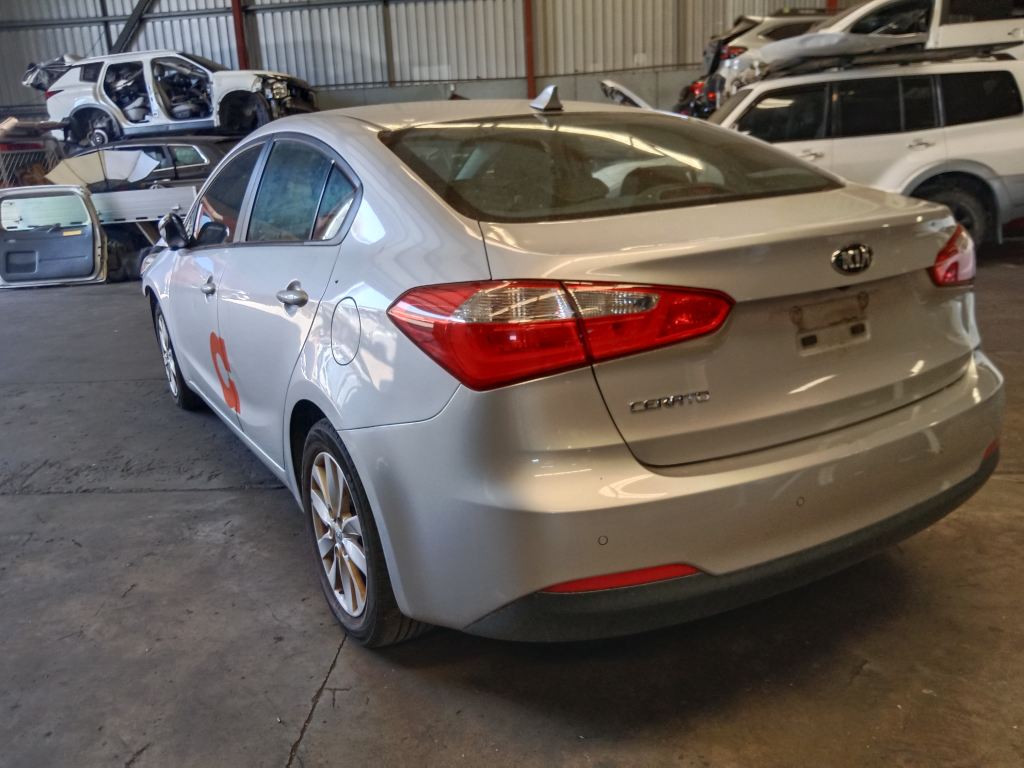 Honda Fit Hybrid 2013 White Wrecking