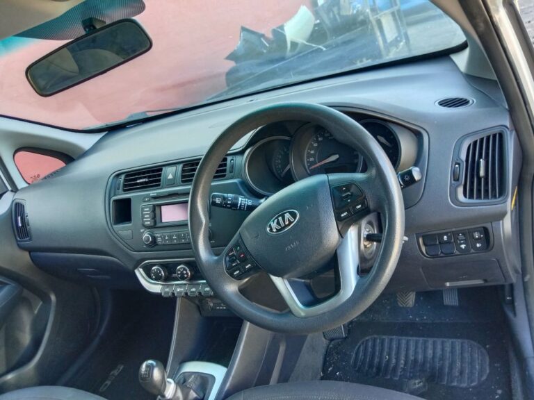 Kia Rio 2013 Silver Wrecking