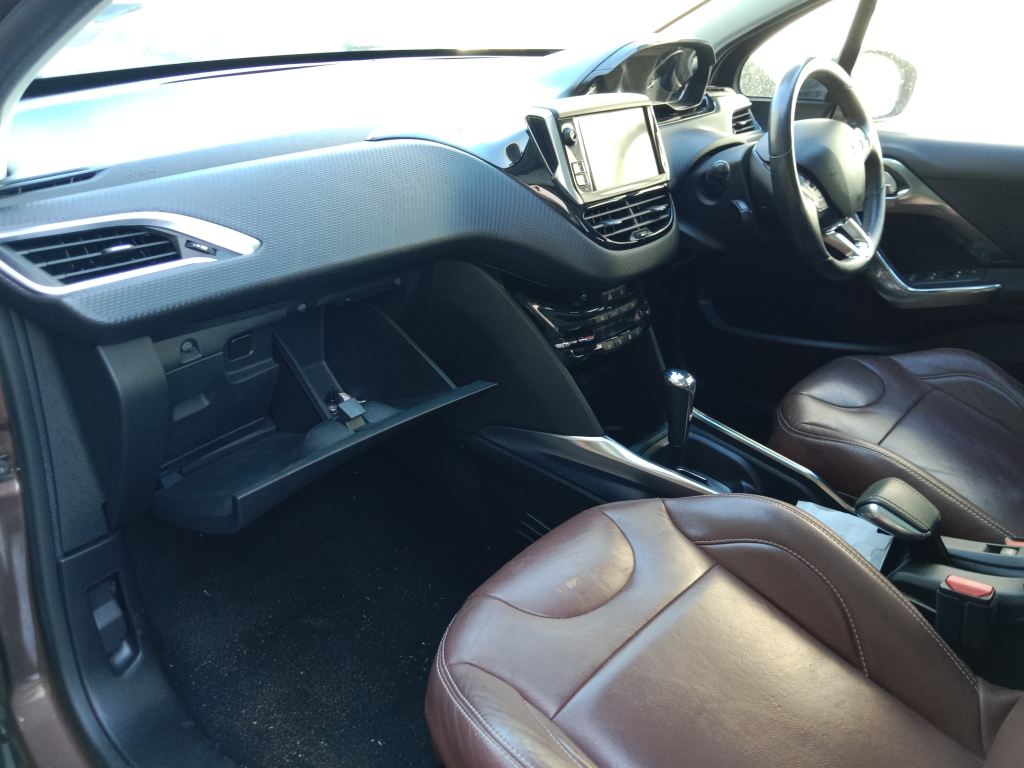 Peugeot 2008 2014 Maroon Wrecking