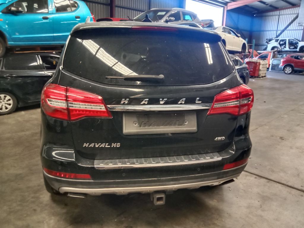 Toyota RAV4 2015 White Wrecking