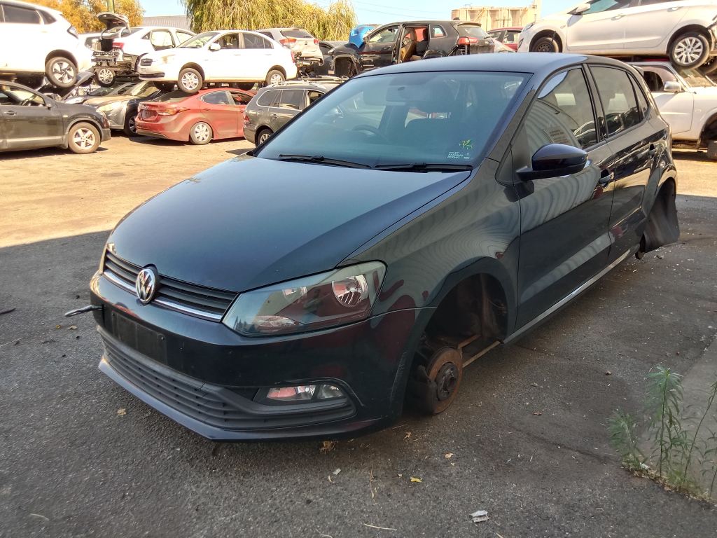 Volkswagen polo 2014 Black Wrecking