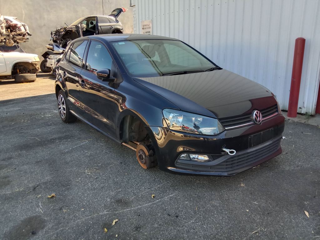Volkswagen polo 2014 Black Wrecking