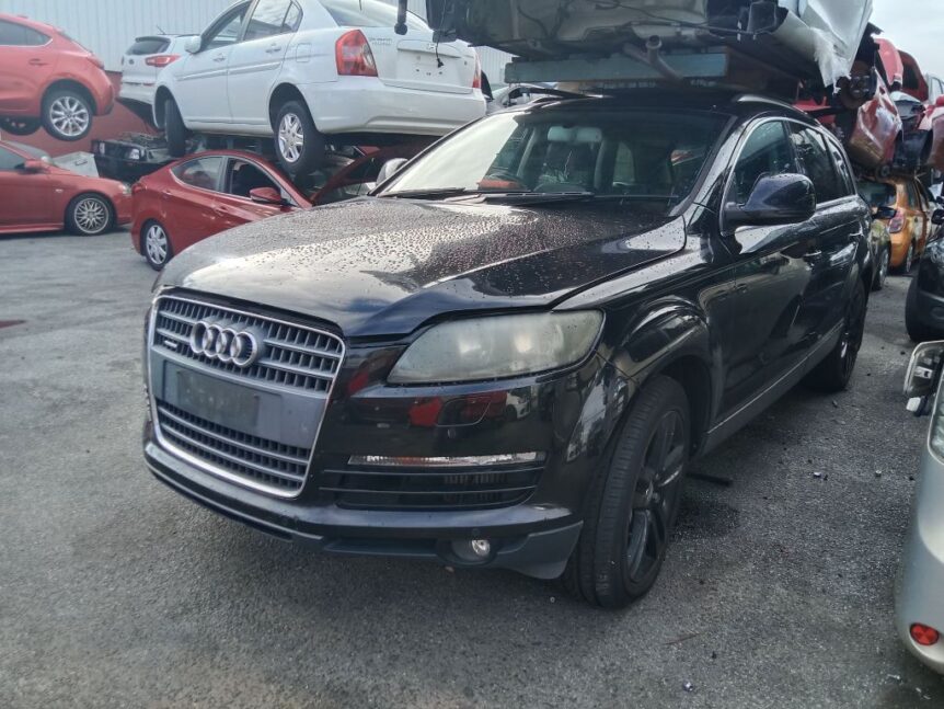 Audi Q7 2008 Black Wrecking
