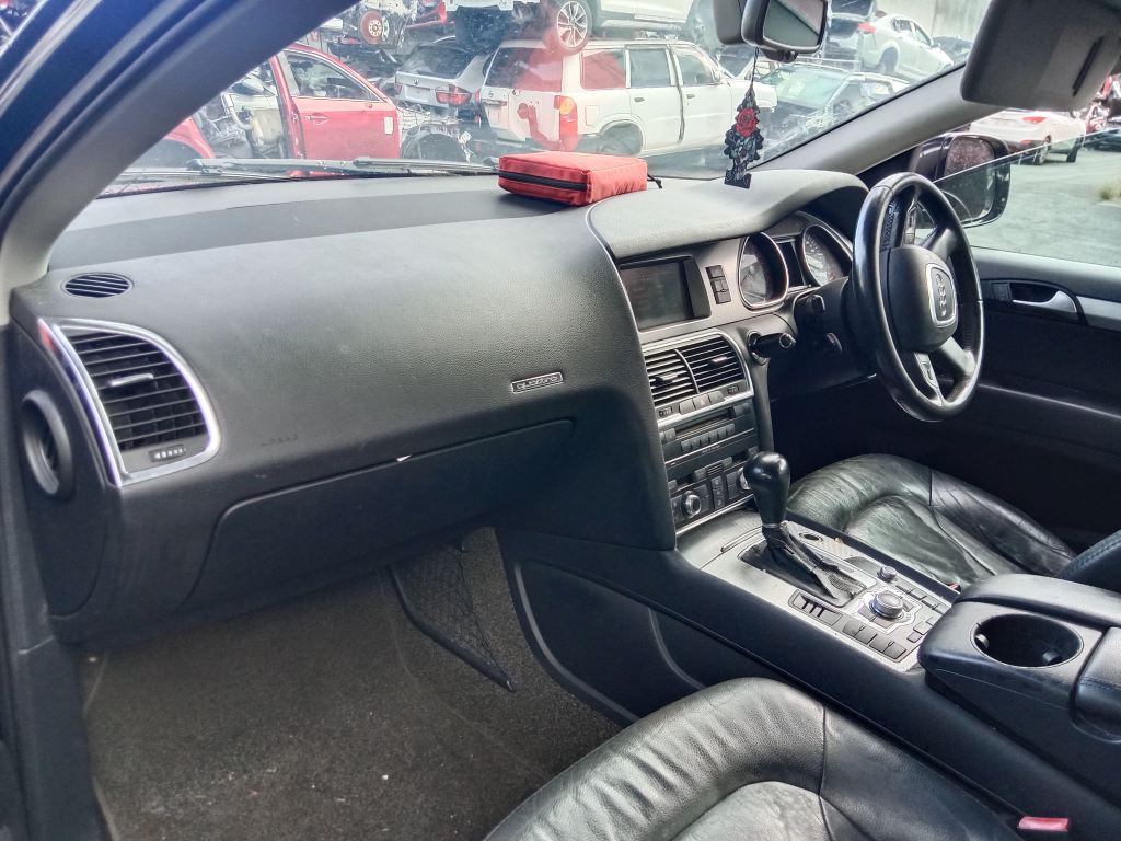 Audi Q7 2008 Black Wrecking