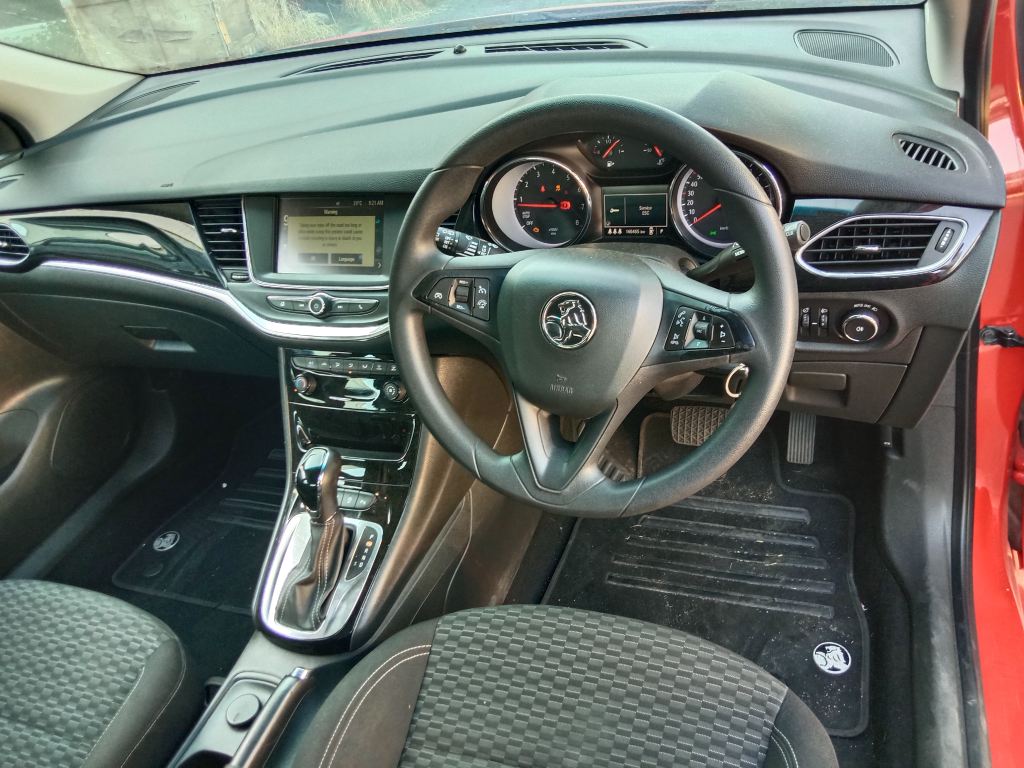 Holden Astra 2017 Red Wrecking