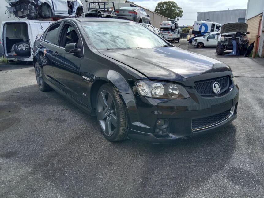holden commodore 2013 sv6 z-series black wrecking