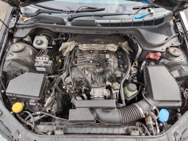 holden commodore 2013 sv6 z-series black wrecking