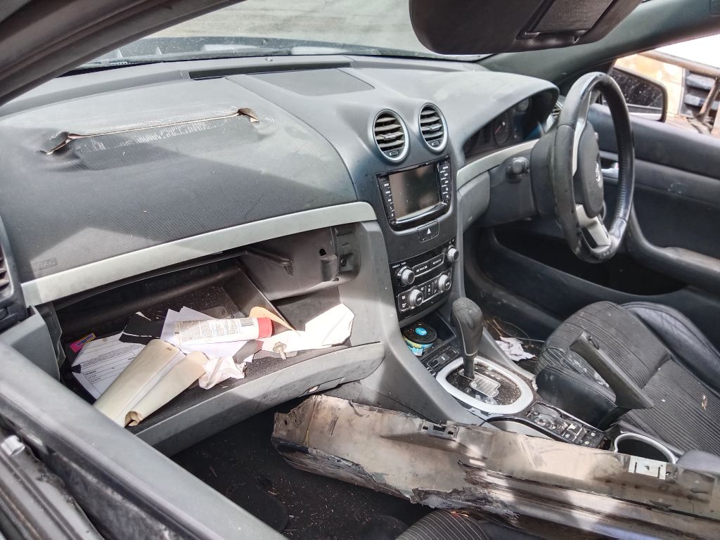 holden commodore 2013 sv6 z-series black wrecking