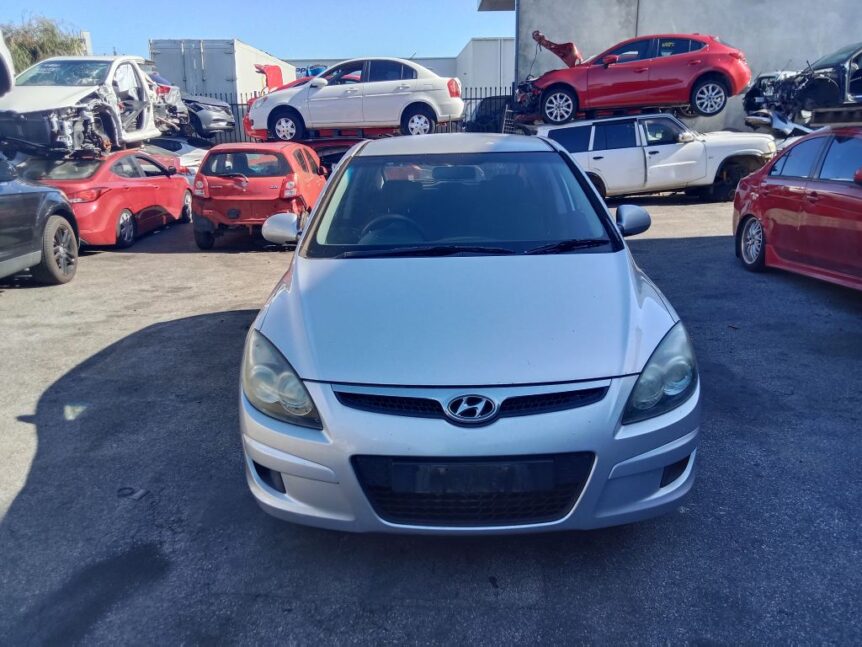 Hyundai i30 2011 Silver Wrecking