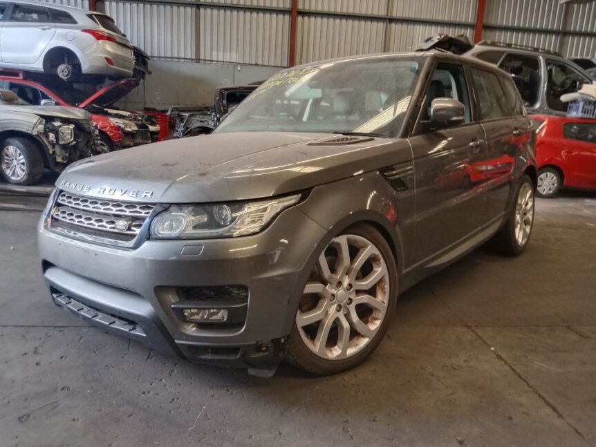 range rover sport 2015 grey wrecking