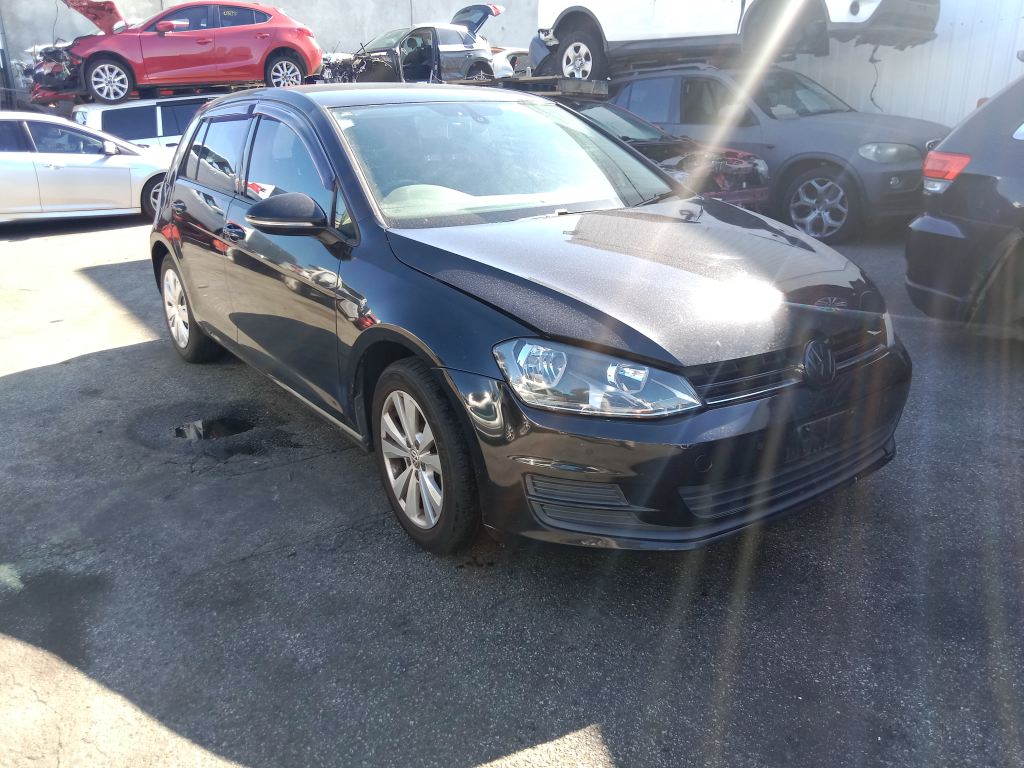 Volkswagen golf tsi 2013 Black Wrecking