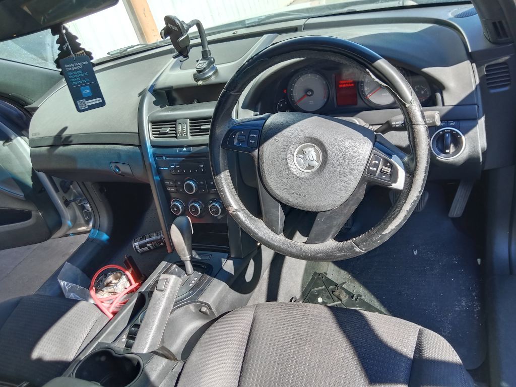 Holden Commodore SV6 2008 Silver Wrecking