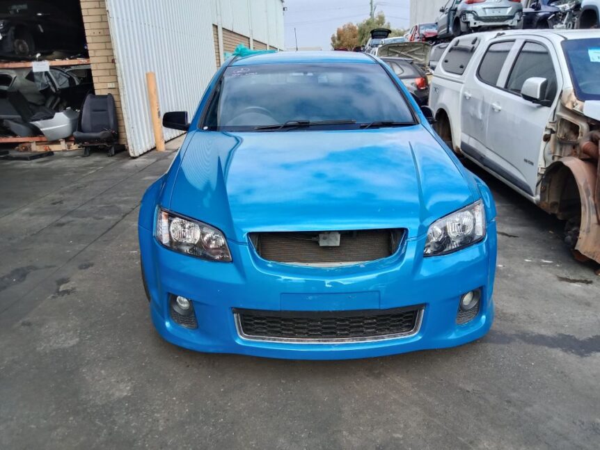 Holden Commodore SV6 2012 Blue Wrecking