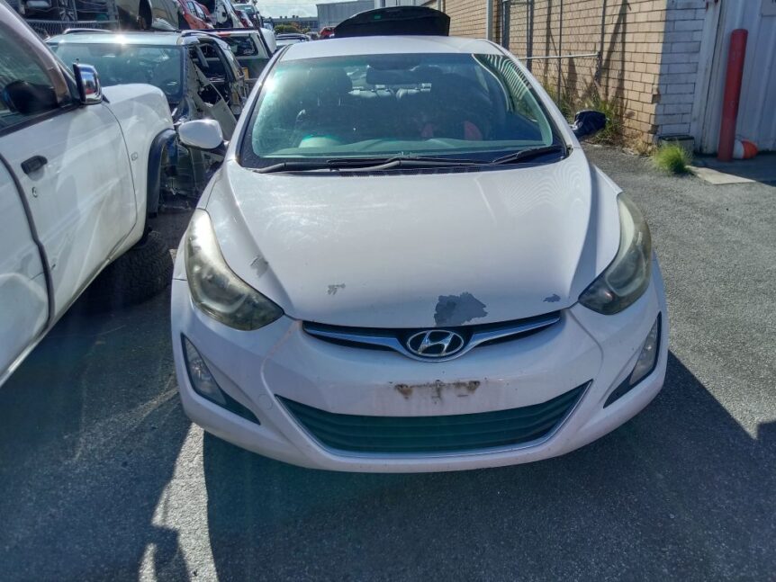 Hyundai Elantra 2014 White Wrecking