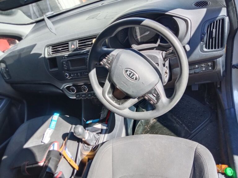 Kia Rio 2012 Silver Wrecking