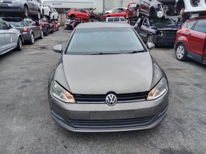 Volkswagen Golf tsi 2015 Grey Wrecking